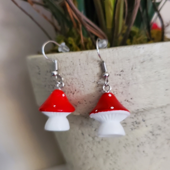 Red Mushroom Earrings - Picture 10 of 10